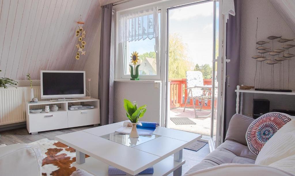 Sonnenblumenhaus 02 Apartment Prerow Bagian luar foto